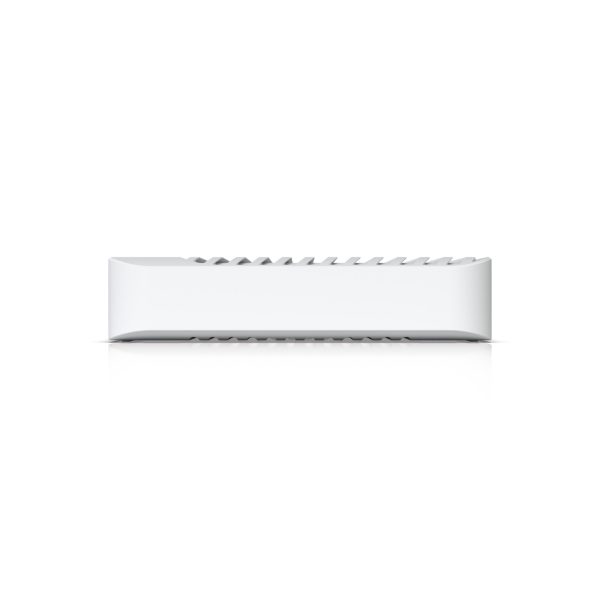 Коммутатор Ubiquiti UniFi Switch Pro 8 PoE (USW-Pro-8-PoE)